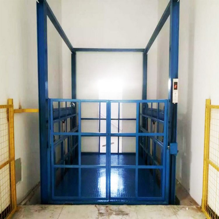 三沙仓库货物提升机